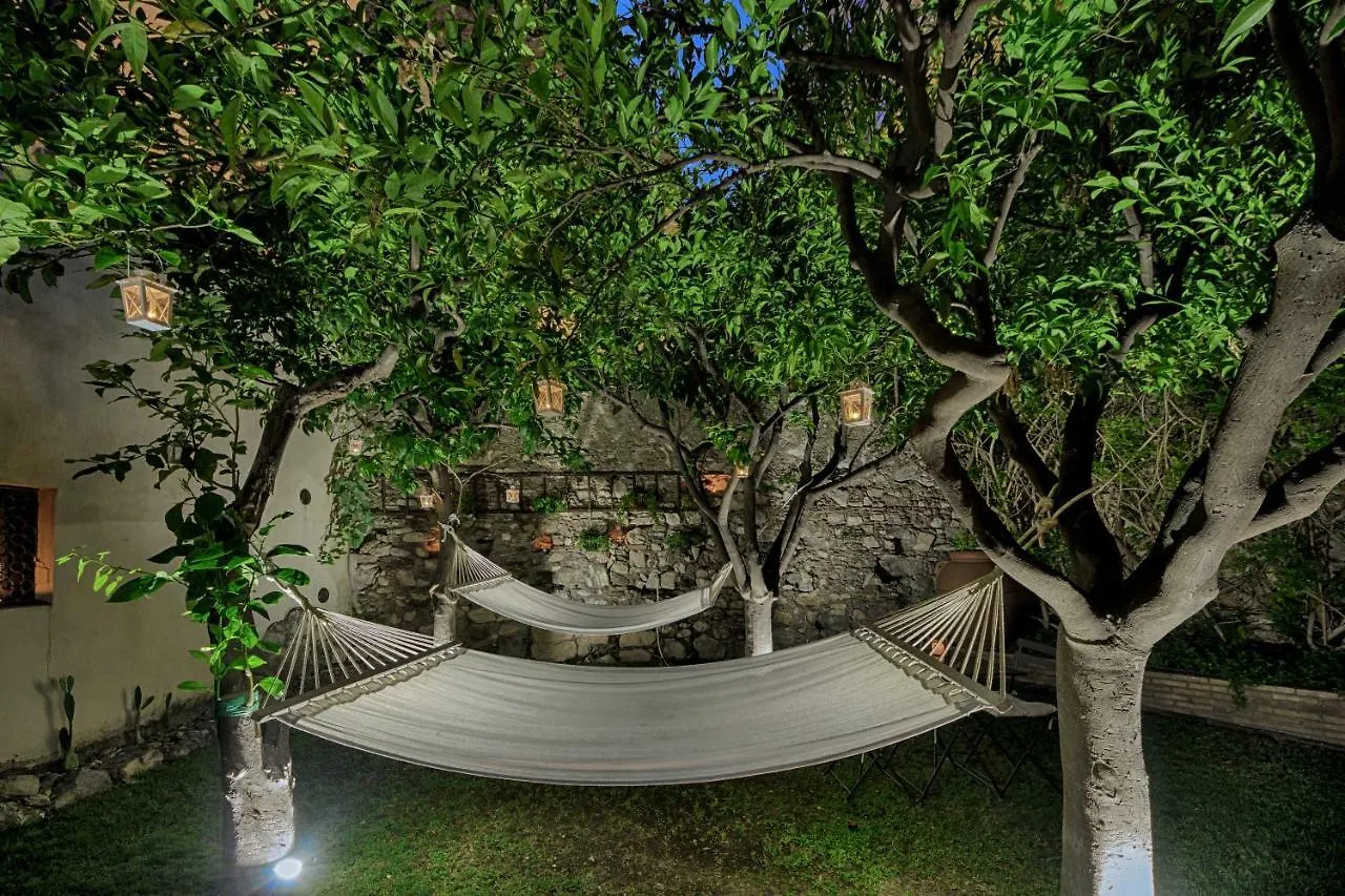 Relais 147 - Luxury B&B Taormina Bed & Breakfast