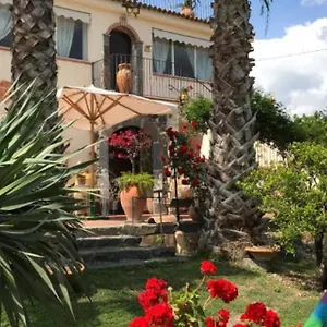 Bed & Breakfast La Capanna Di Giuseppe E Maria